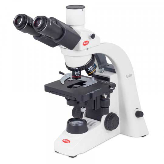 MIC gamme 10173 microscopes trinoculaires avec éclairage Marq Europe acessoires enseignement Sciences de la Vie et de la Terre
